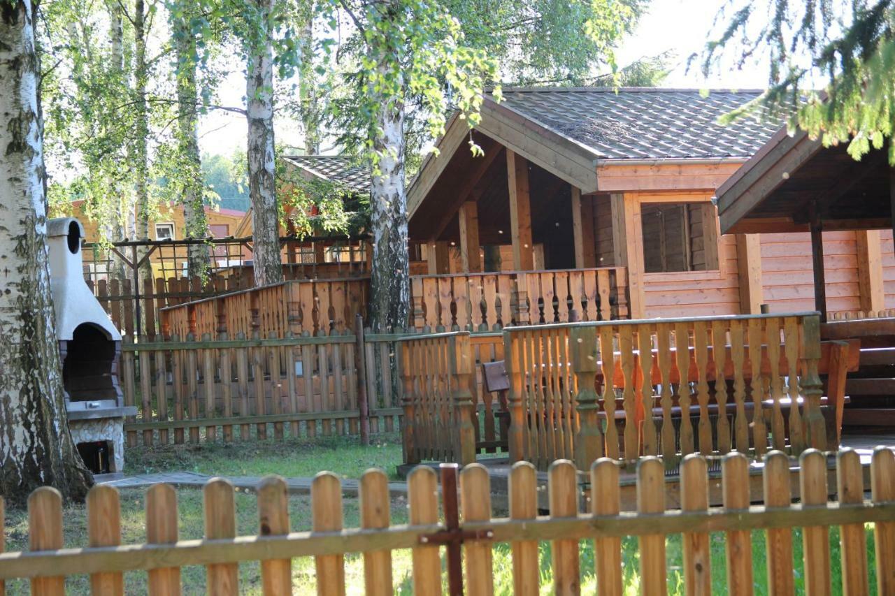 Domki Nad Jeziorem W Karlowicach Karlowice Exterior photo